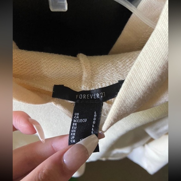 Cropped hoodie - Picture 3 of 3